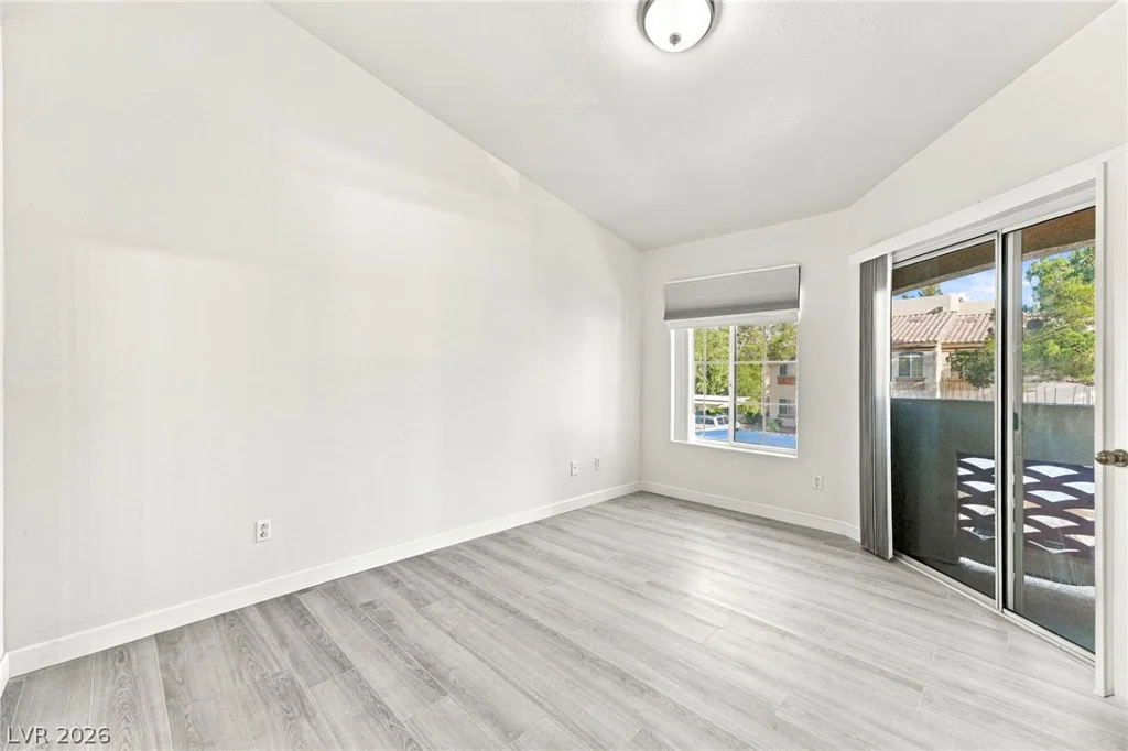 7400 Flamingo, Las Vegas, NV 89147