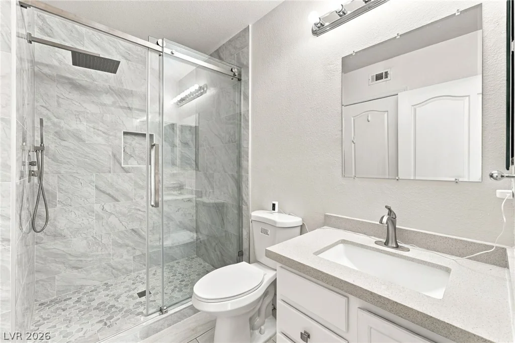 7400 Flamingo, Las Vegas, NV 89147