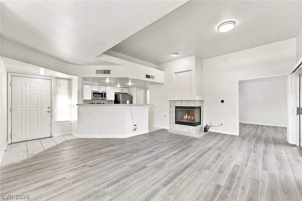 7400 Flamingo, Las Vegas, NV 89147