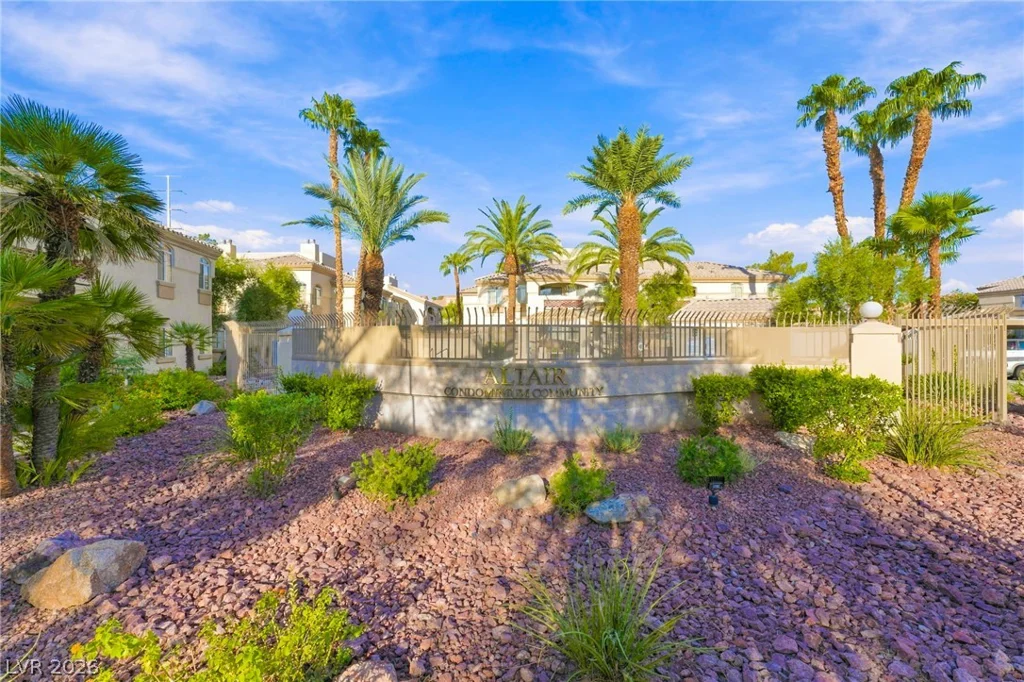 7400 Flamingo, Las Vegas, NV 89147