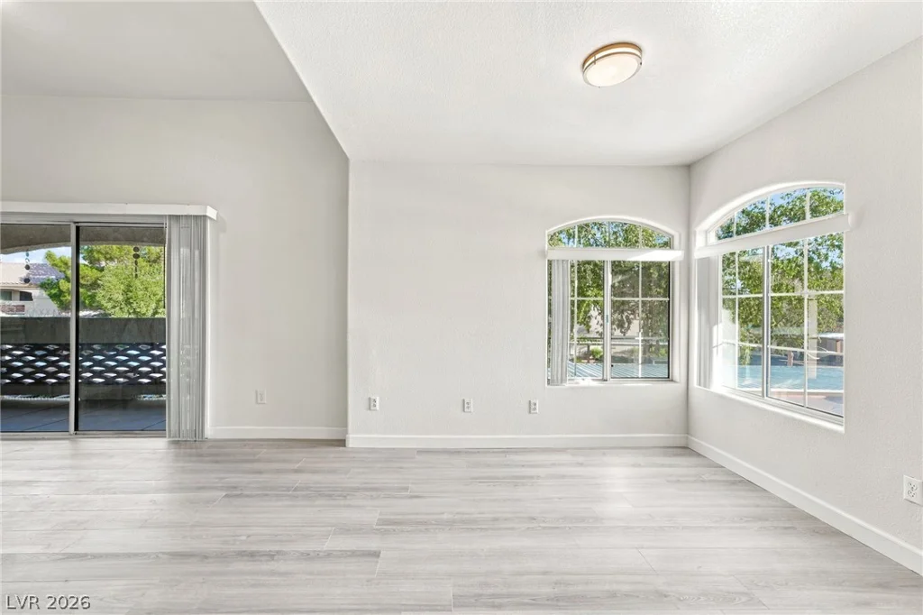7400 Flamingo, Las Vegas, NV 89147