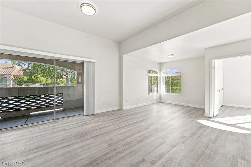 7400 Flamingo, Las Vegas, NV 89147