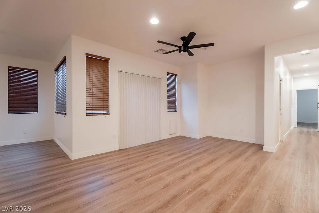 10705 Mentesana, Las Vegas, NV 89166