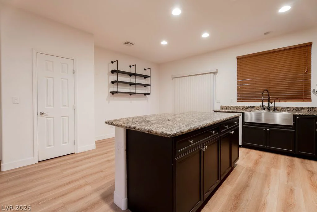 10705 Mentesana, Las Vegas, NV 89166