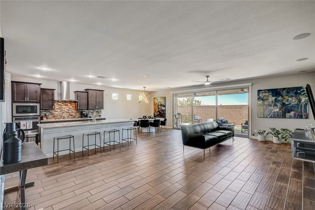 6972 Hopi Summit, Las Vegas, NV 89149