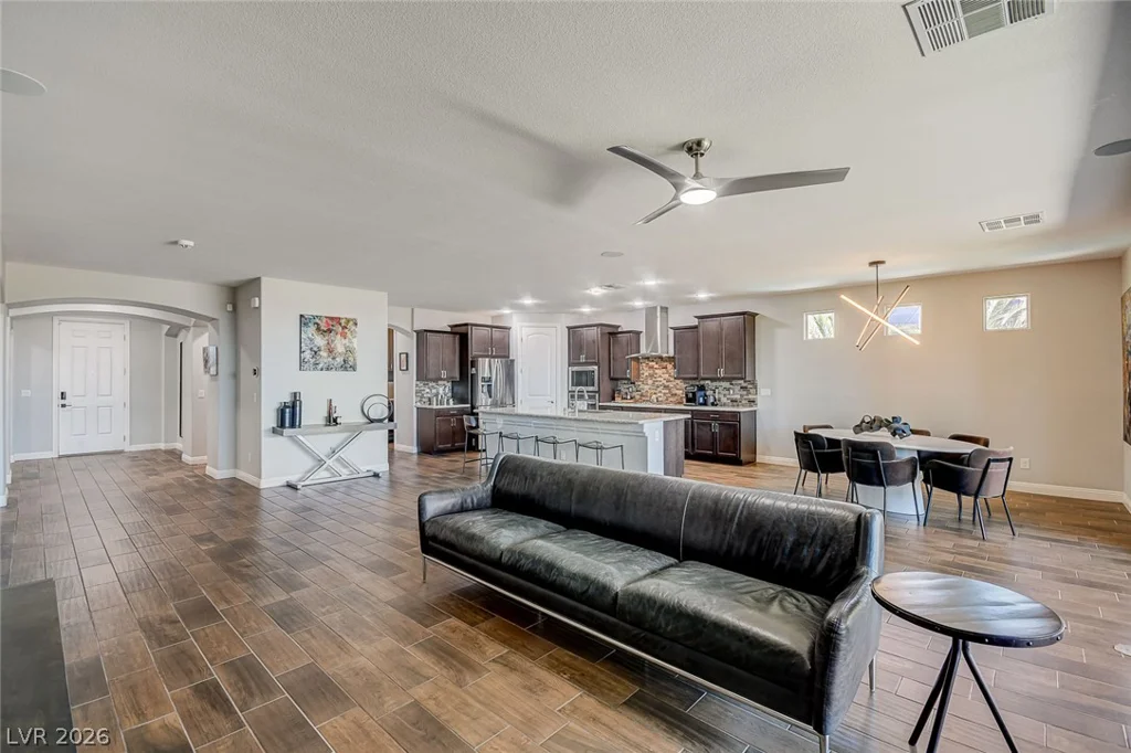 6972 Hopi Summit, Las Vegas, NV 89149