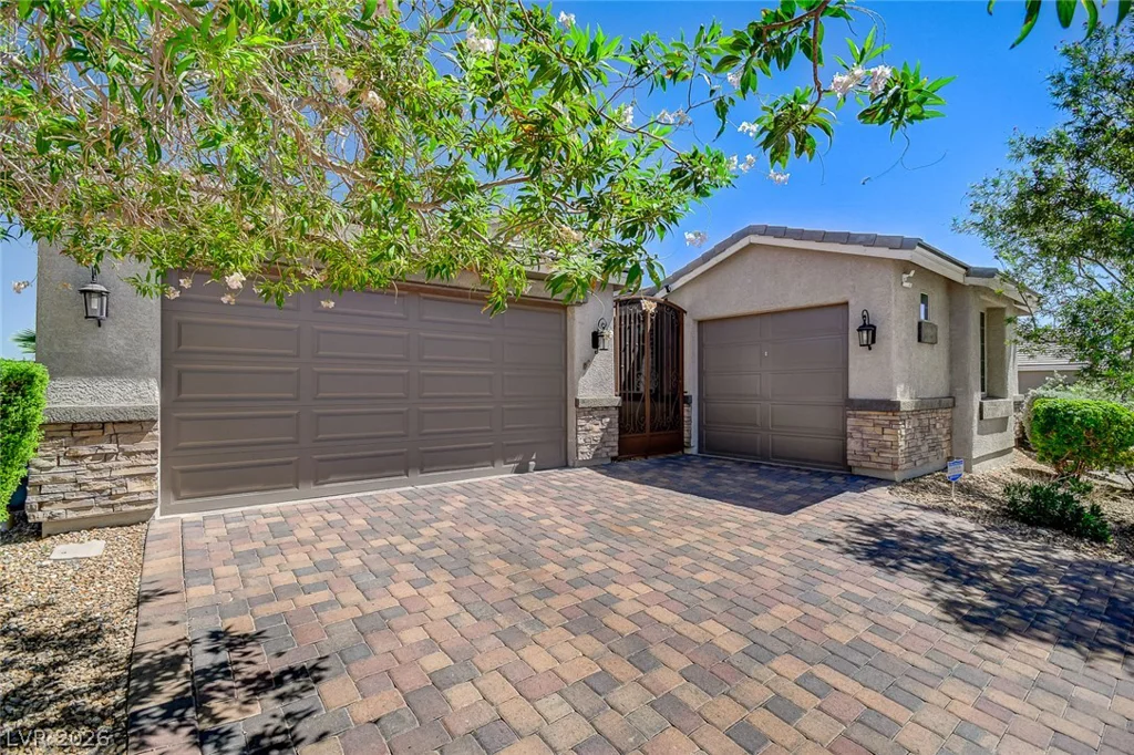 6972 Hopi Summit, Las Vegas, NV 89149