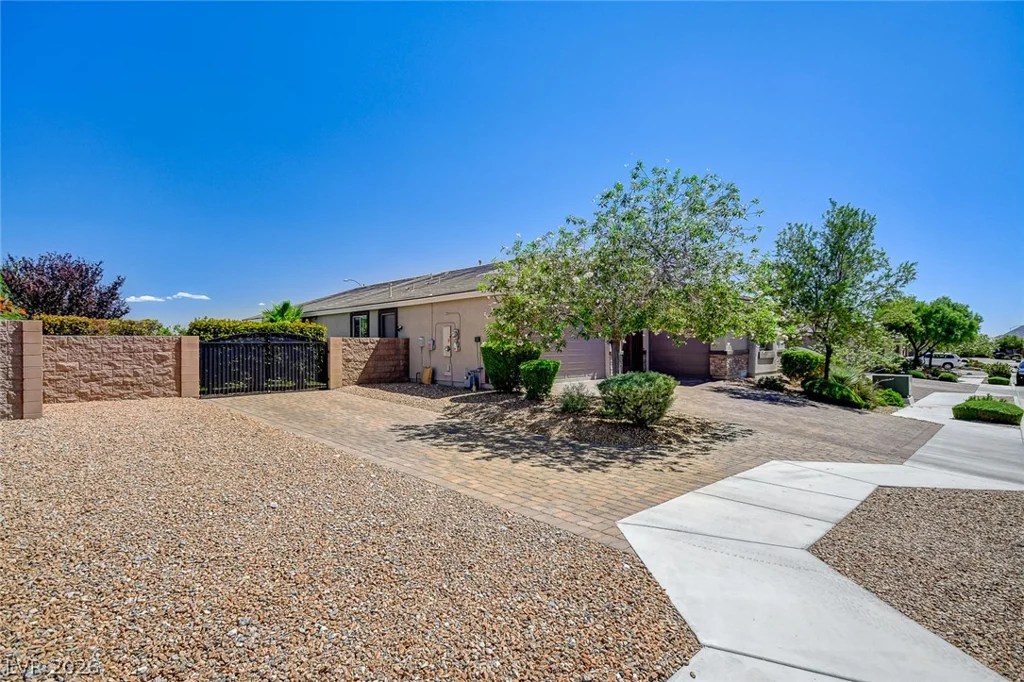 6972 Hopi Summit, Las Vegas, NV 89149