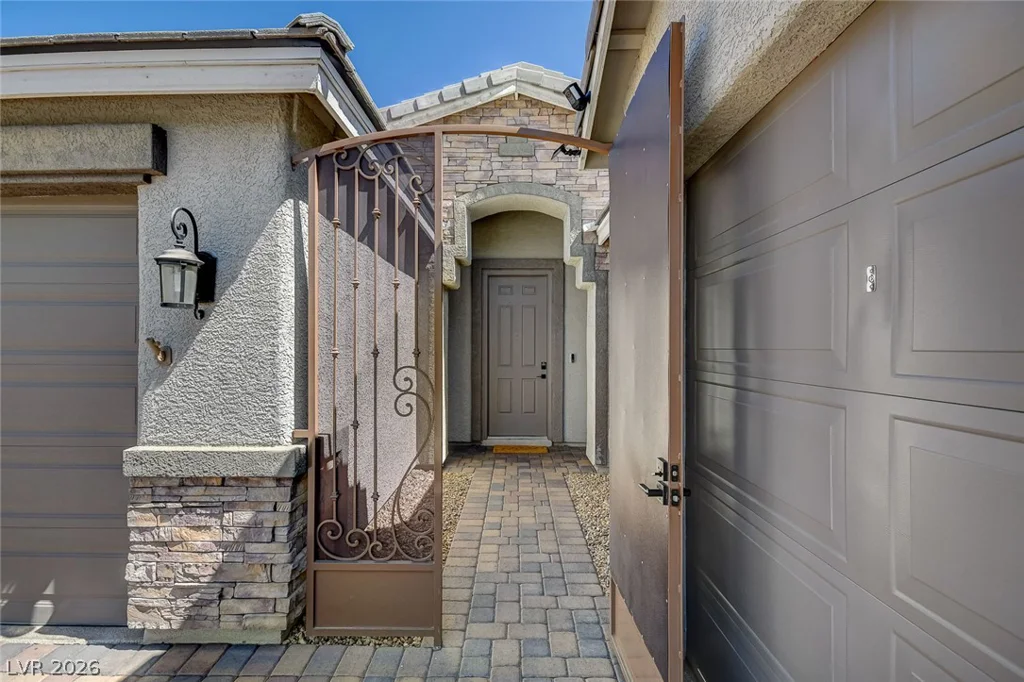 6972 Hopi Summit, Las Vegas, NV 89149