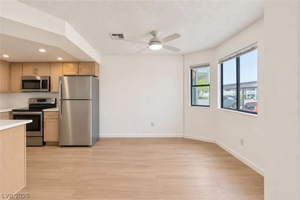 2713 Otter Creek, Las Vegas, NV 89117