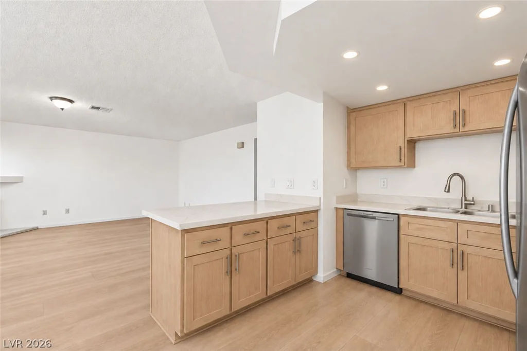 2713 Otter Creek, Las Vegas, NV 89117