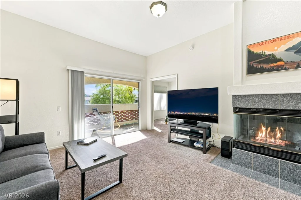 7400 Flamingo, Las Vegas, NV 89147