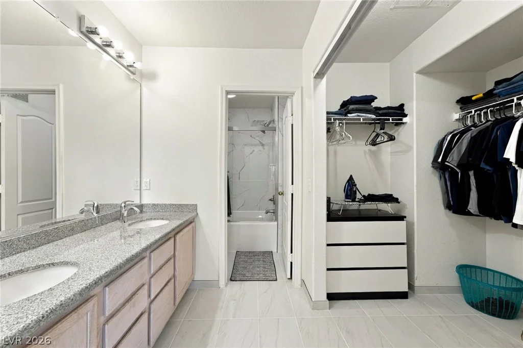 7400 Flamingo, Las Vegas, NV 89147