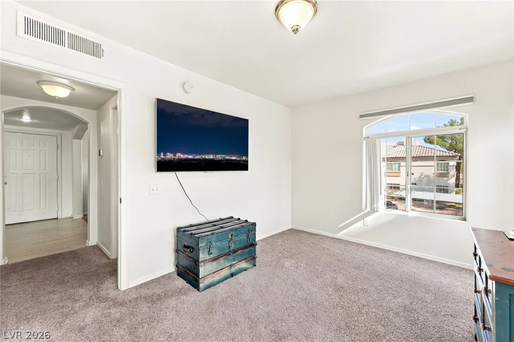 7400 Flamingo, Las Vegas, NV 89147