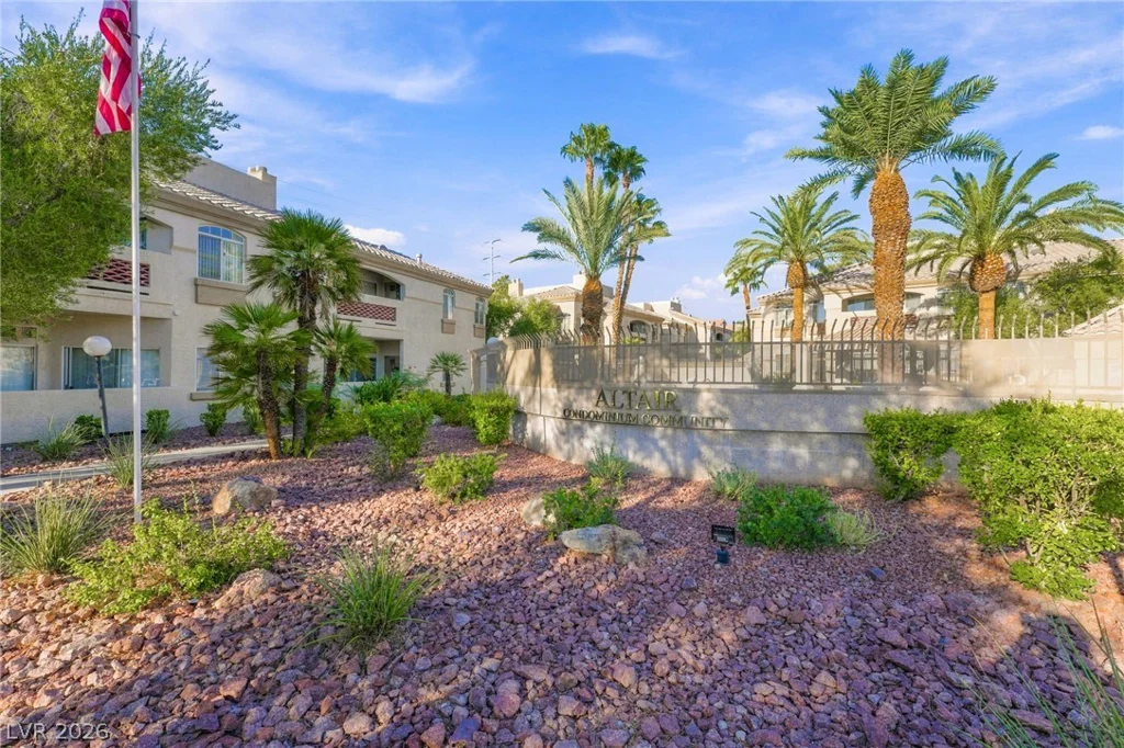 7400 Flamingo, Las Vegas, NV 89147