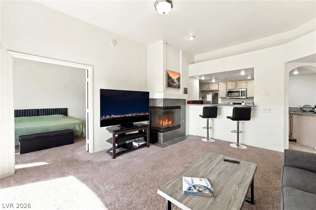 7400 Flamingo, Las Vegas, NV 89147