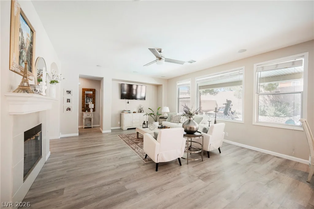 6621 Arbor Bluff, North Las Vegas, NV 89084