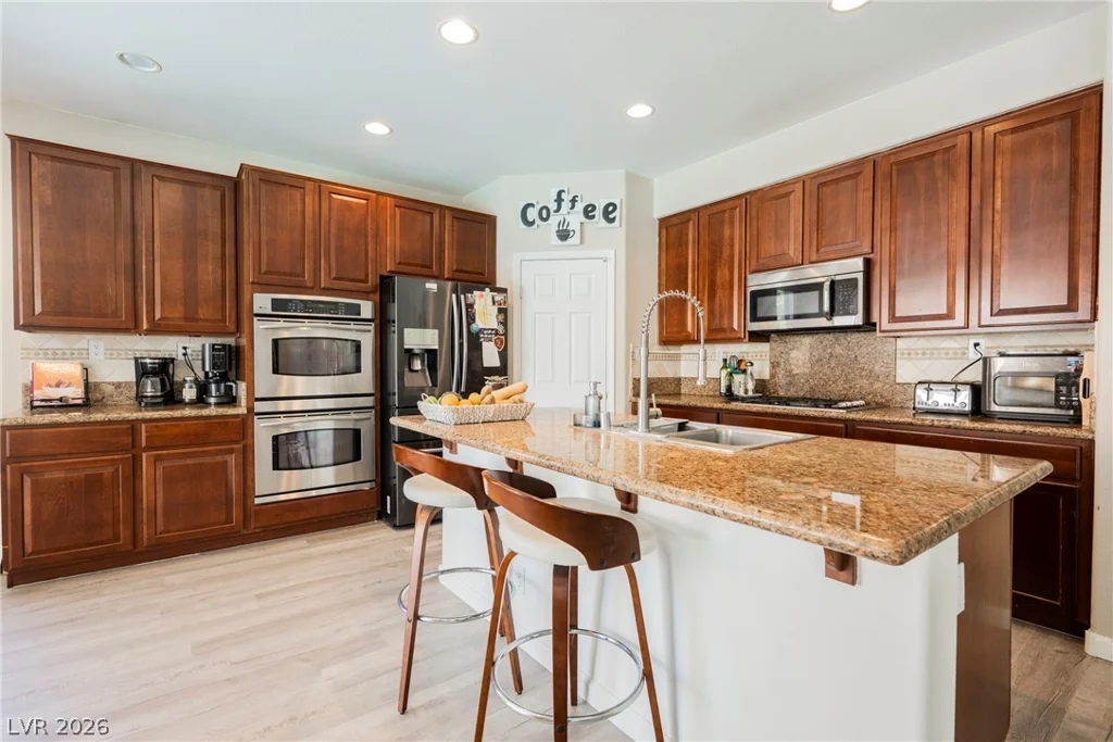 6621 Arbor Bluff, North Las Vegas, NV 89084