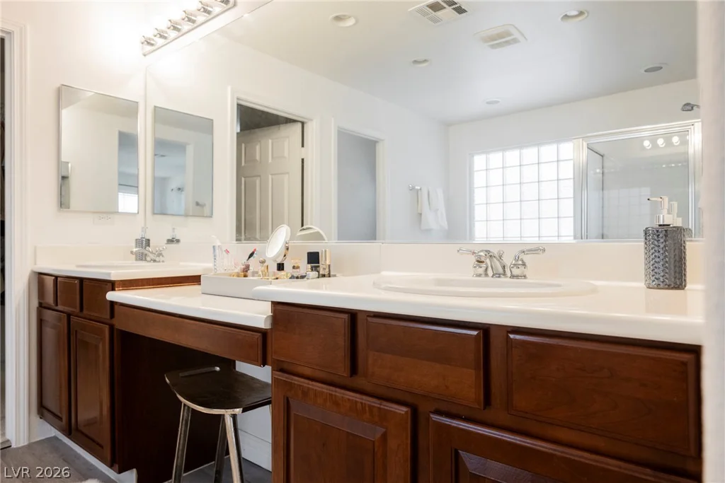 6621 Arbor Bluff, North Las Vegas, NV 89084
