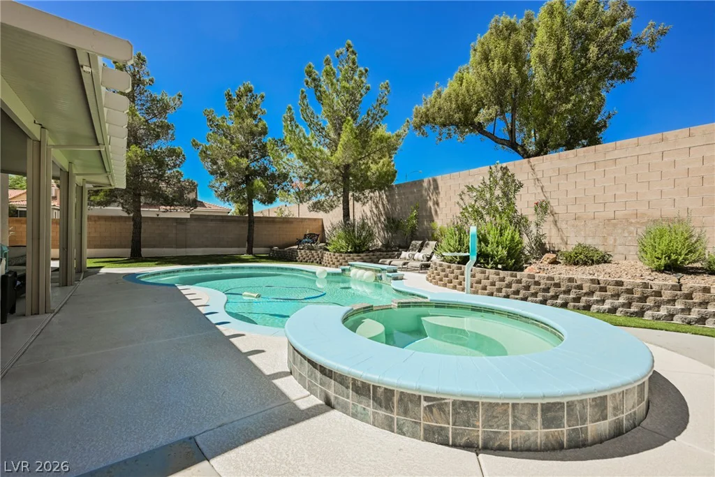 6621 Arbor Bluff, North Las Vegas, NV 89084