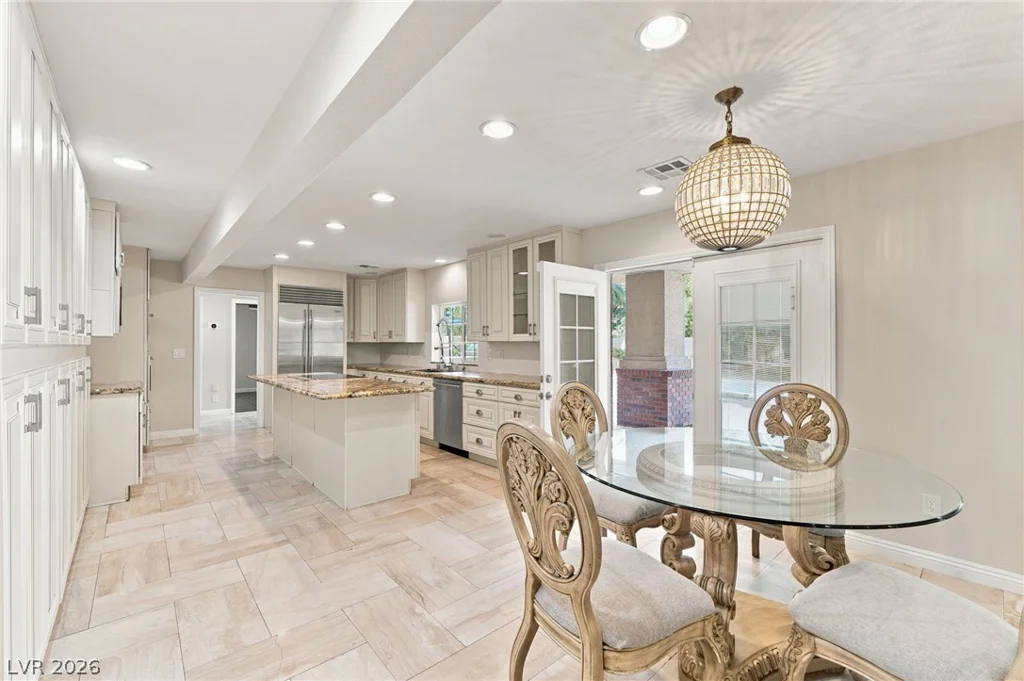 2252 Buckingham, Henderson, NV 89074