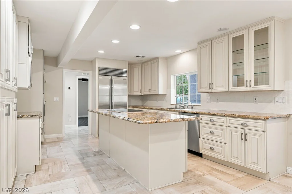 2252 Buckingham, Henderson, NV 89074