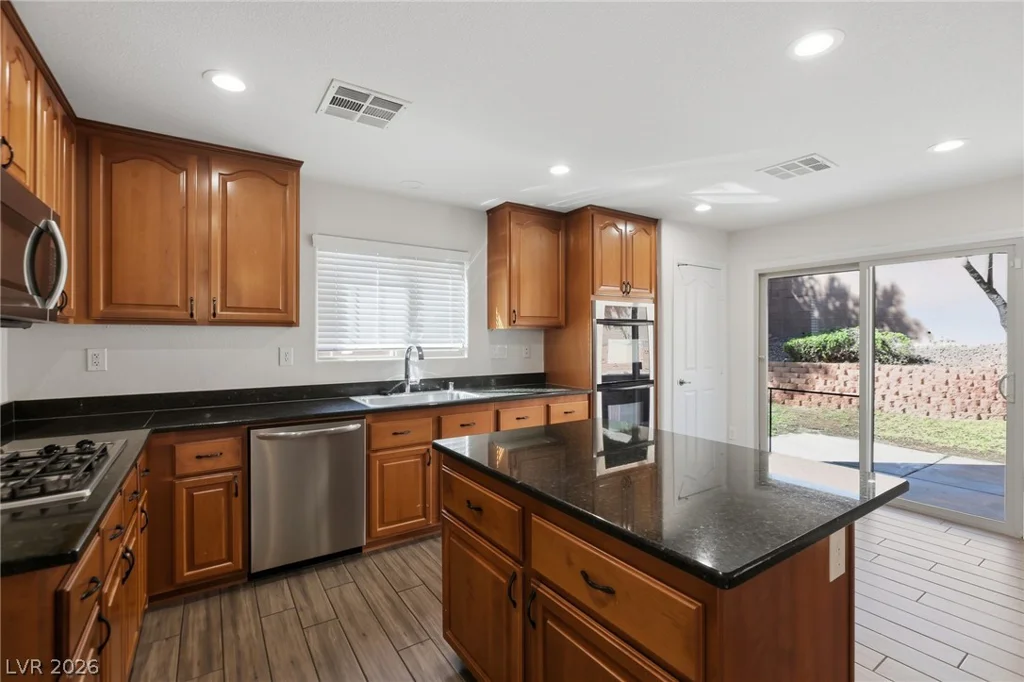7815 Brodie Castle, Las Vegas, NV 89166