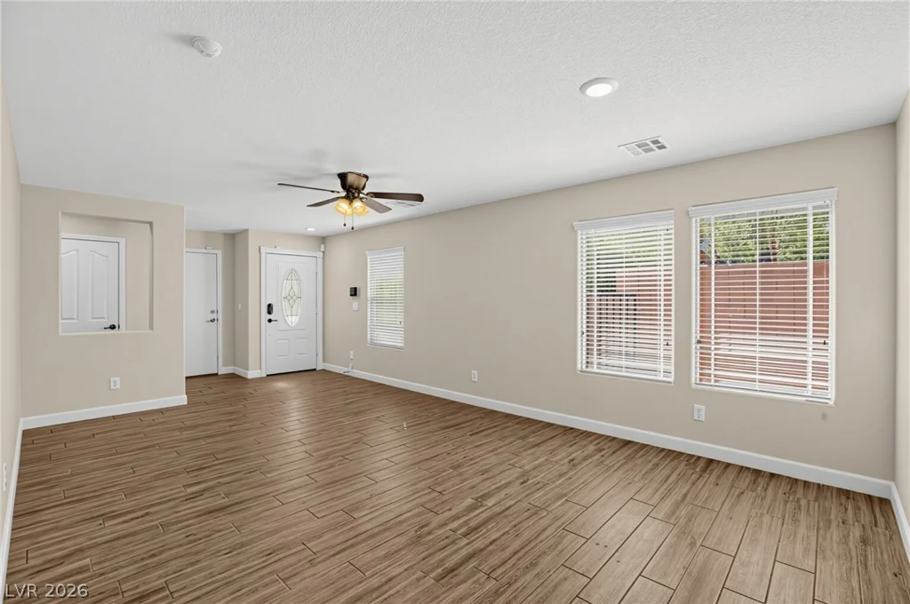 7815 Brodie Castle, Las Vegas, NV 89166