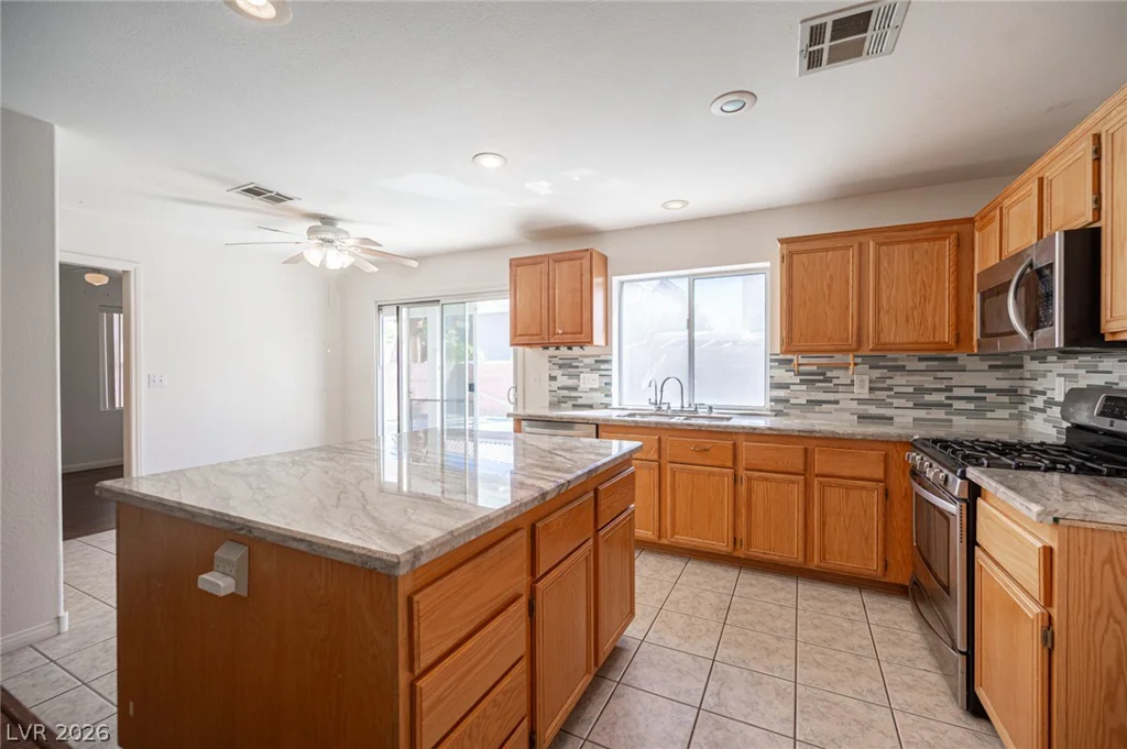 10127 Yellow Canary, Las Vegas, NV 89117