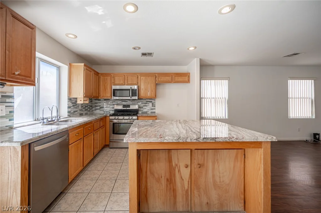 10127 Yellow Canary, Las Vegas, NV 89117