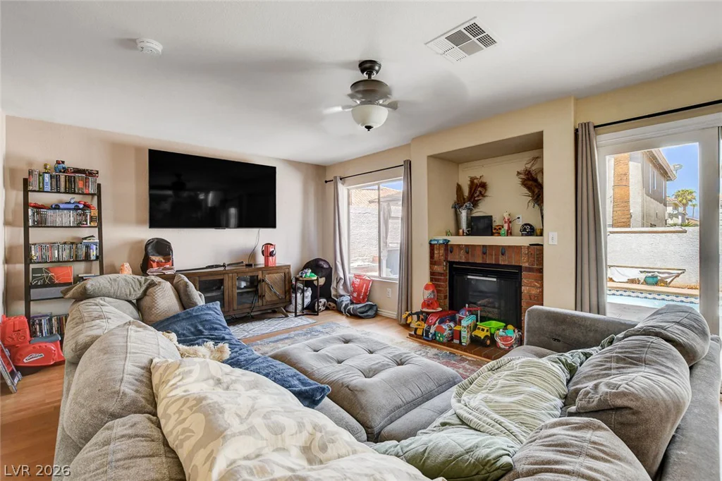 8720 Dusty Wagon, Las Vegas, NV 89129