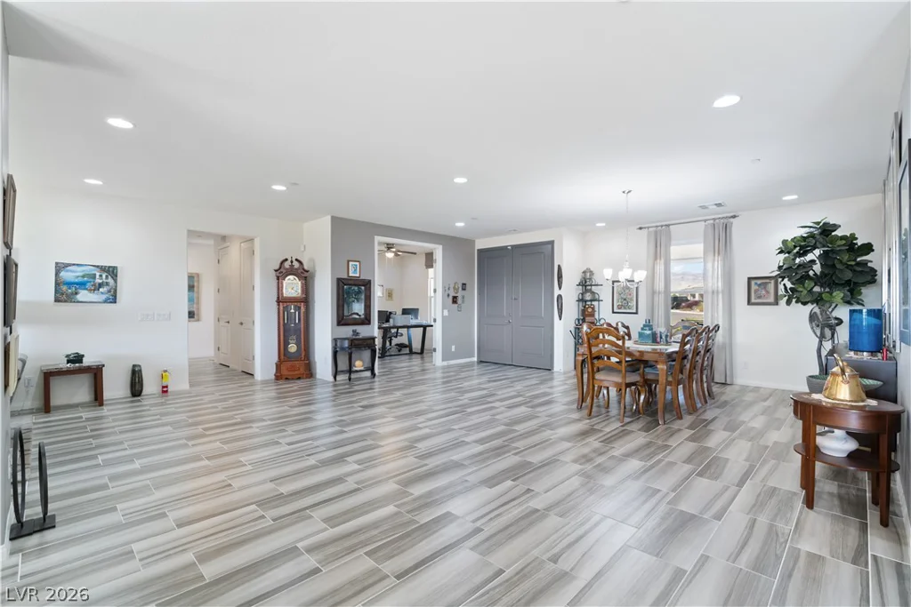 4420 Bonita Vista, Las Vegas, NV 89129