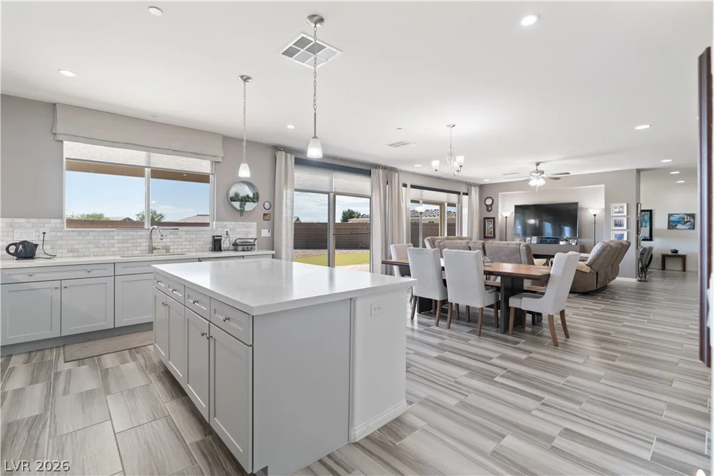 4420 Bonita Vista, Las Vegas, NV 89129