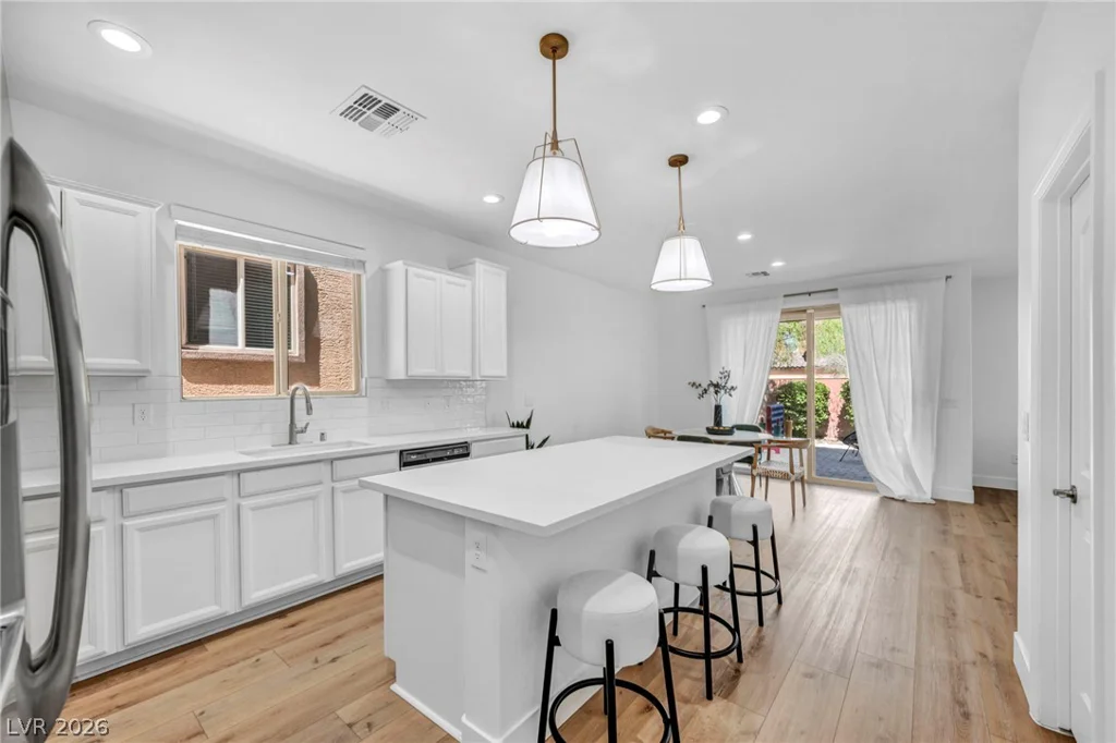 7788 Willow Garden, Las Vegas, NV 89179