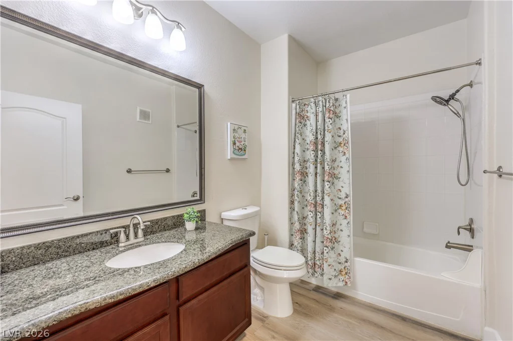10245 King Henry, Las Vegas, NV 89144