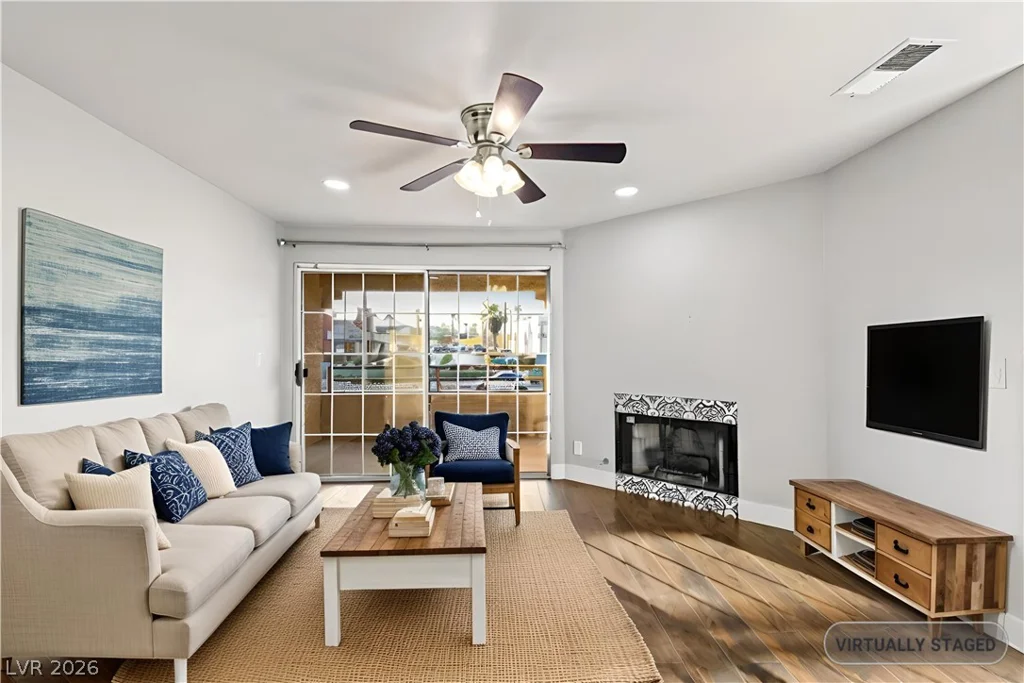 2200 Fort Apache, Las Vegas, NV 89117