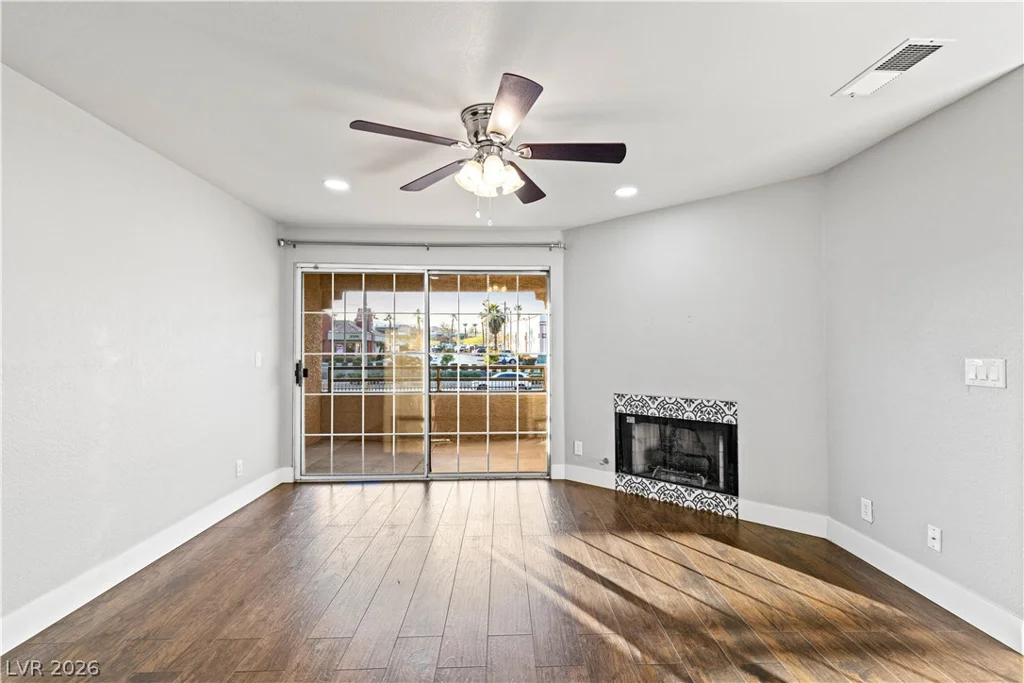 2200 Fort Apache, Las Vegas, NV 89117