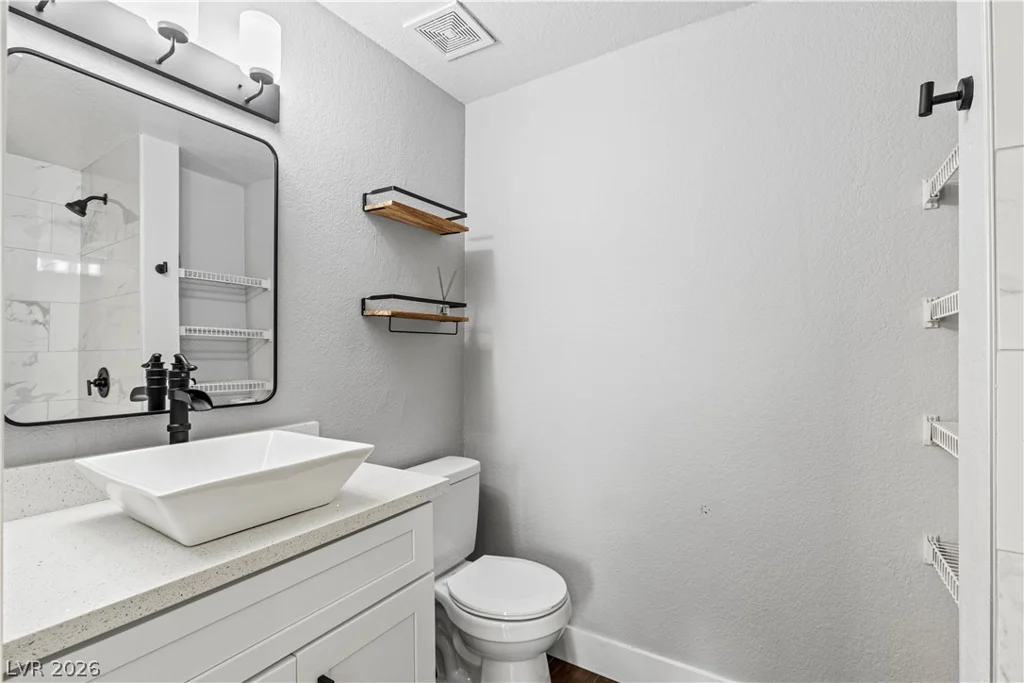 2200 Fort Apache, Las Vegas, NV 89117