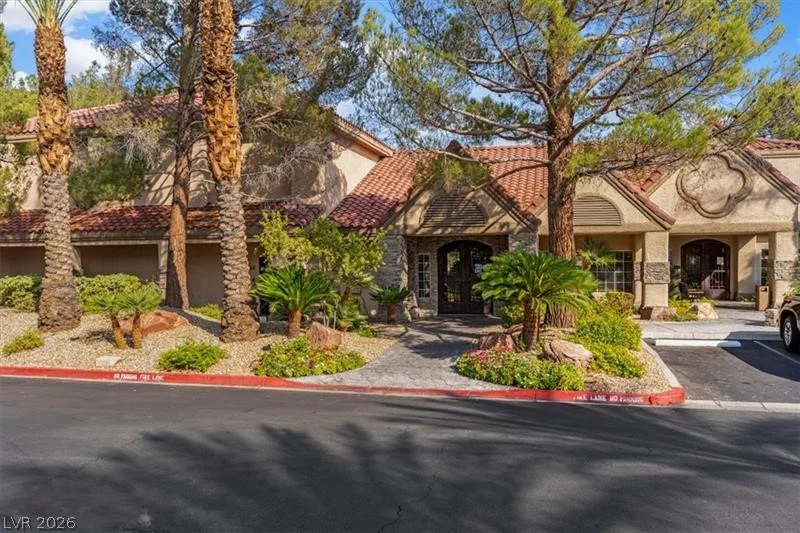 2200 Fort Apache, Las Vegas, NV 89117