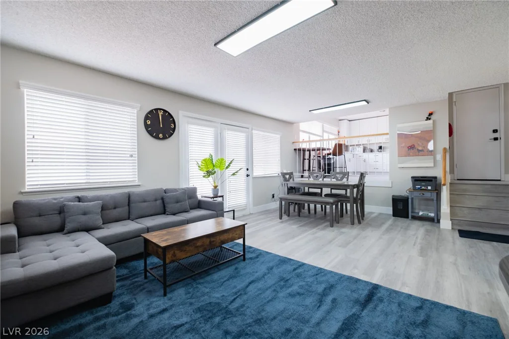 6356 Viking, Las Vegas, NV 89103