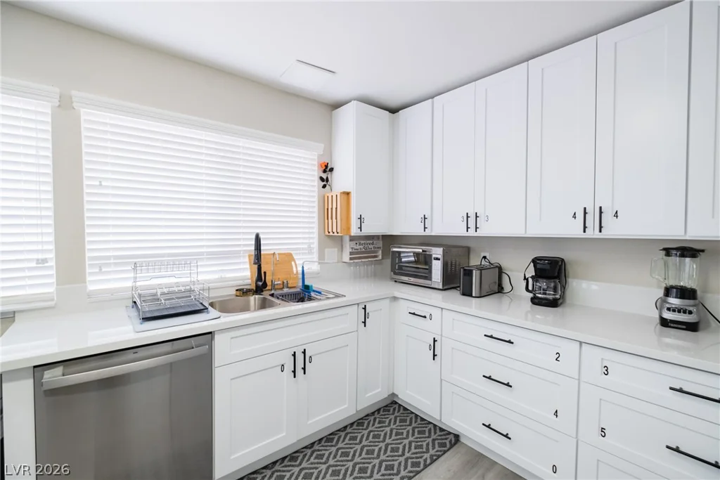 6356 Viking, Las Vegas, NV 89103