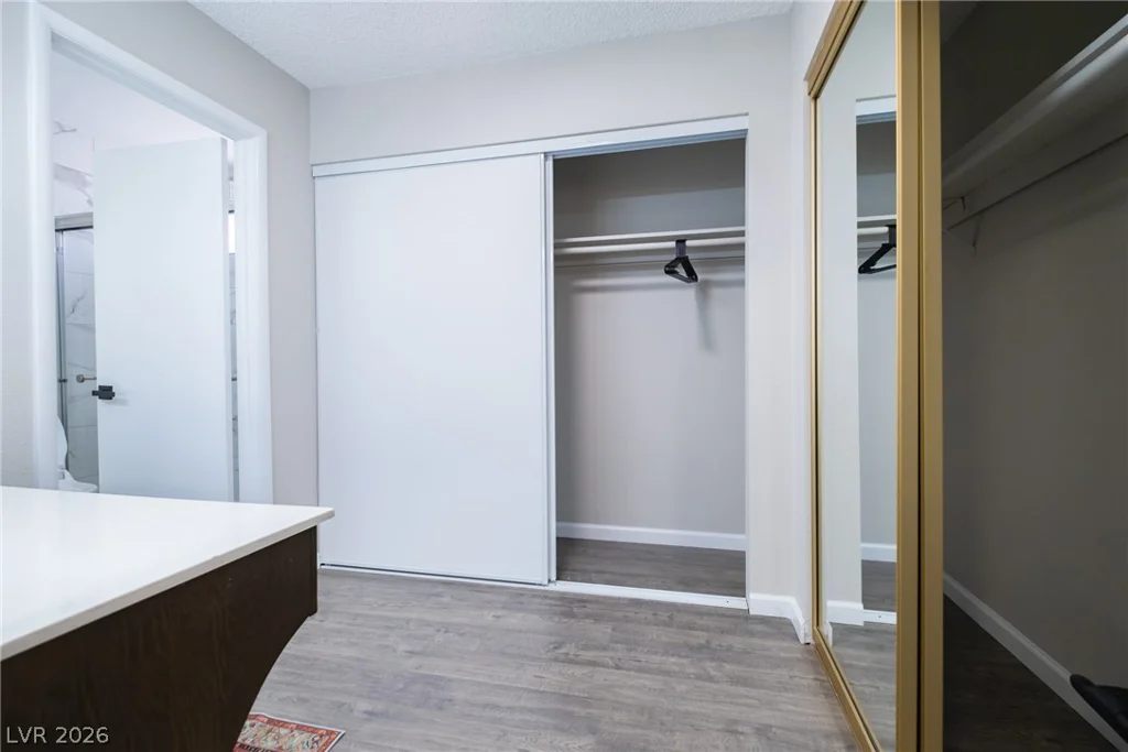 6356 Viking, Las Vegas, NV 89103