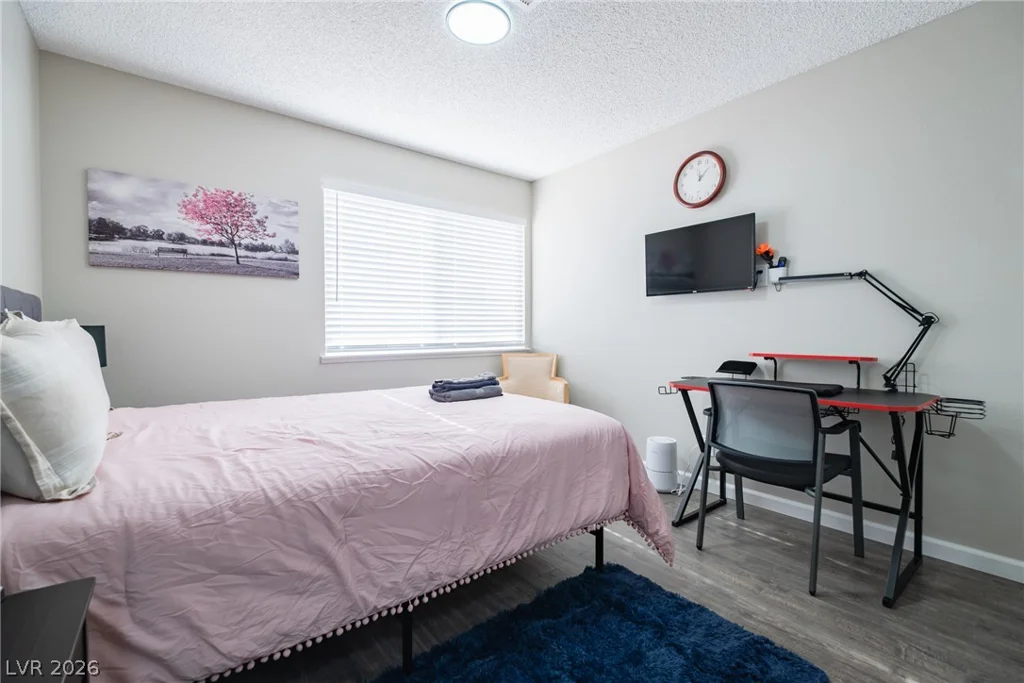 6356 Viking, Las Vegas, NV 89103