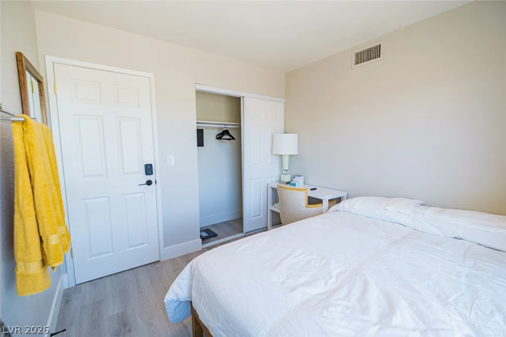7220 Mountain Moss, Las Vegas, NV 89147