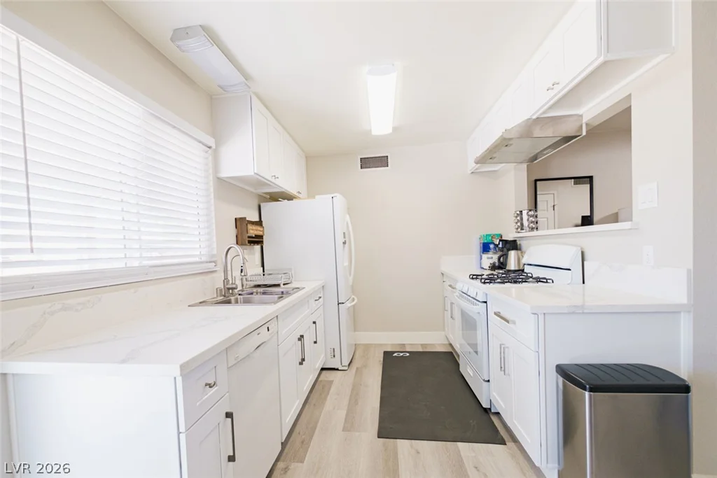 7220 Mountain Moss, Las Vegas, NV 89147