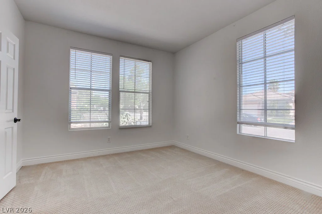 10381 Walking View, Las Vegas, NV 89135