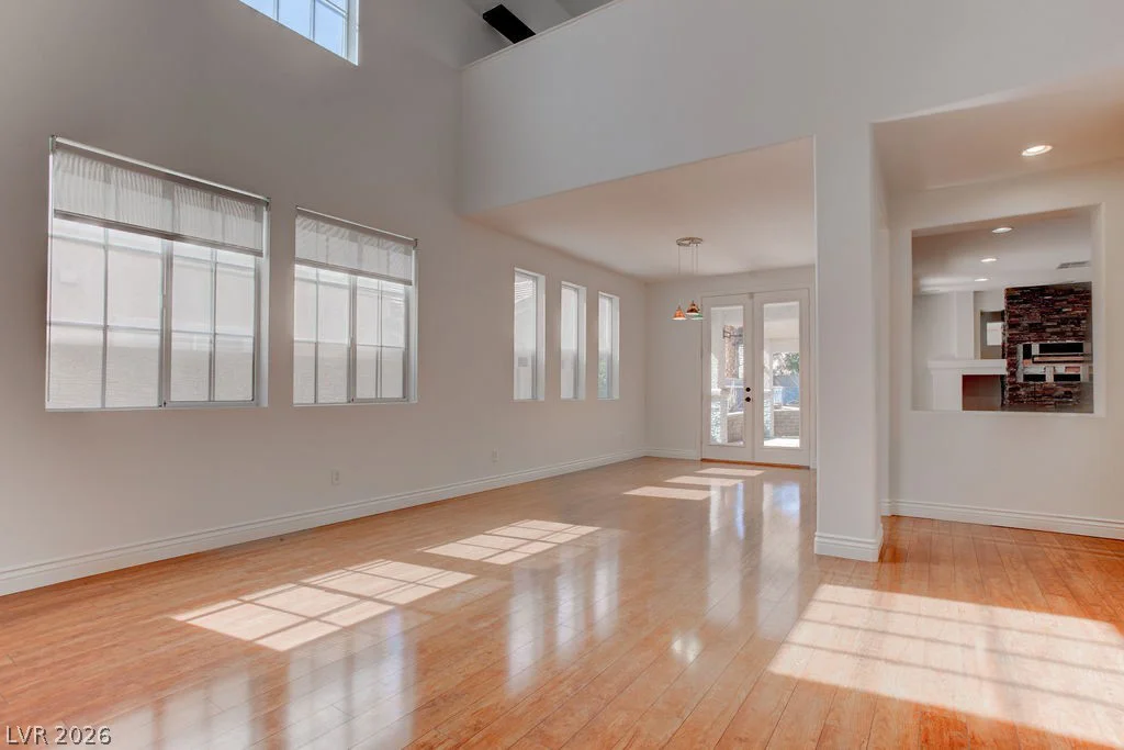 10381 Walking View, Las Vegas, NV 89135