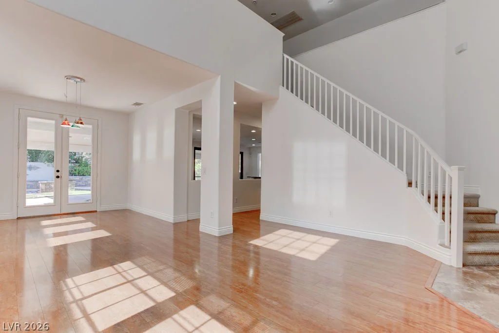 10381 Walking View, Las Vegas, NV 89135
