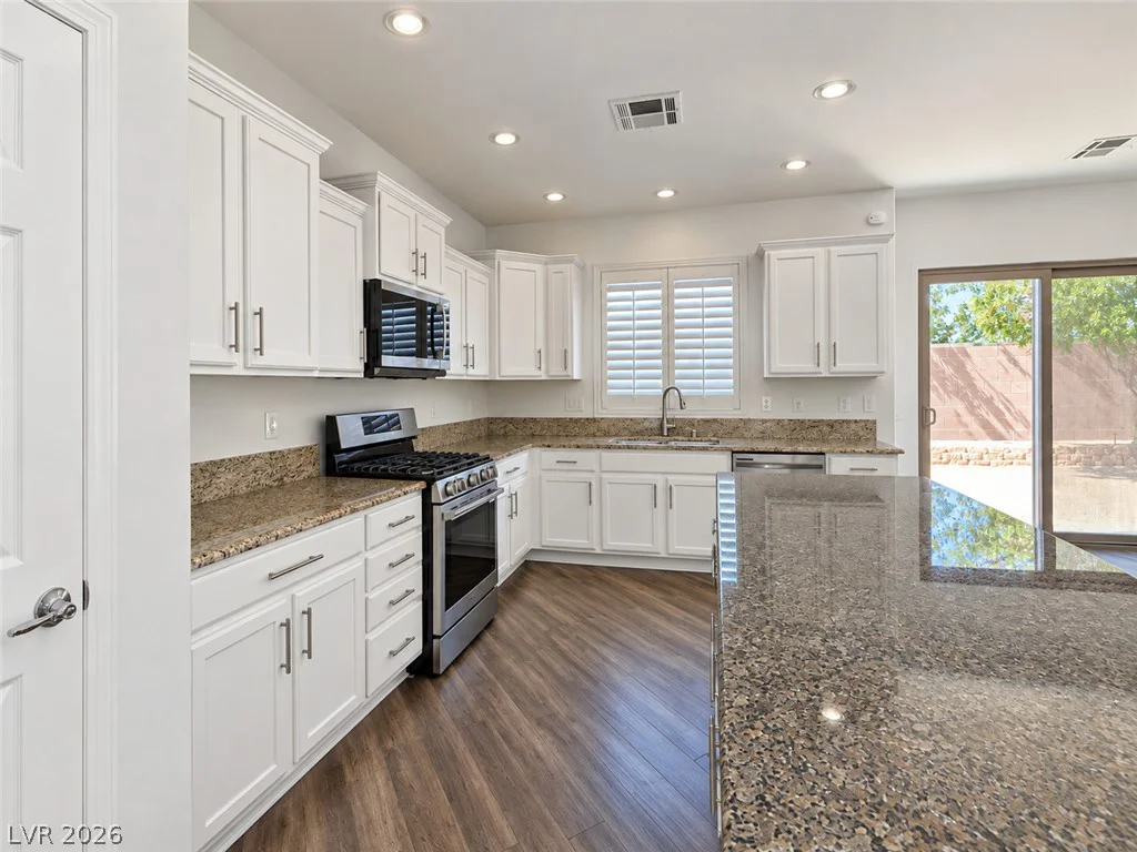 3979 Spanish Barb, Las Vegas, NV 89122