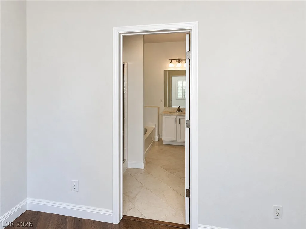 3979 Spanish Barb, Las Vegas, NV 89122